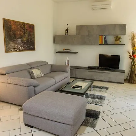 Baradello Apartment